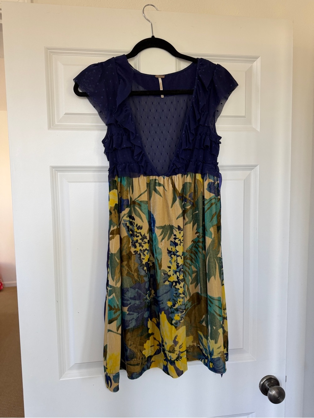 Y2K Free People Mini dress / tunic Navy & Yellow Floral velvet Ruffled V-Neck